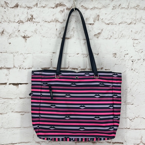 🎉HOST PICK🎉 kate spade “Lips” Large Tote - Picture 3 of 14